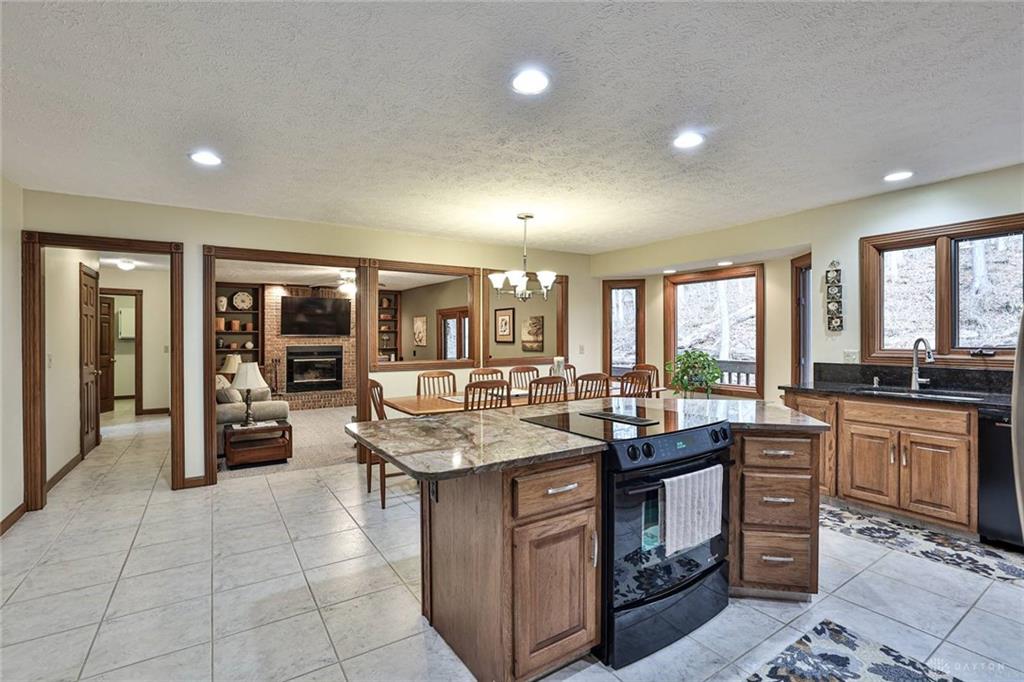 439 Claxton Glen Court Property Photo 22