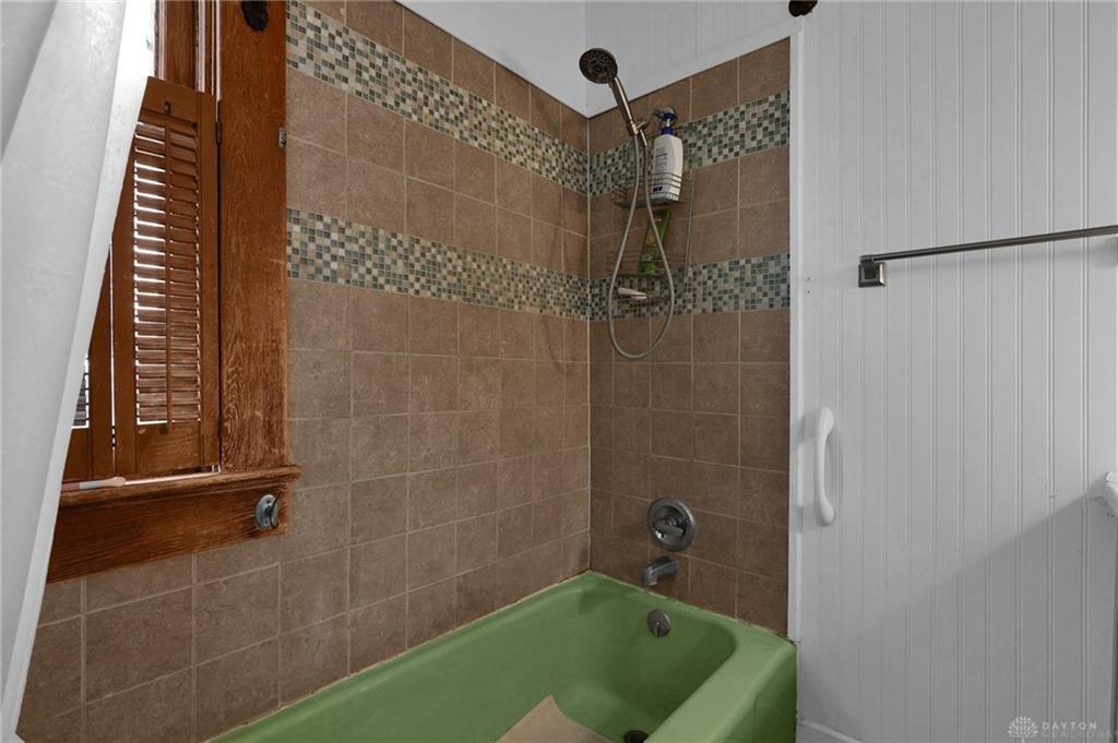 125 W Mound Street Property Photo 28