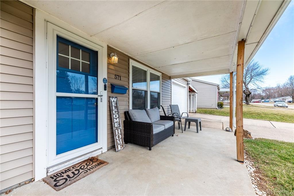 571 Martha Drive Property Photo 2