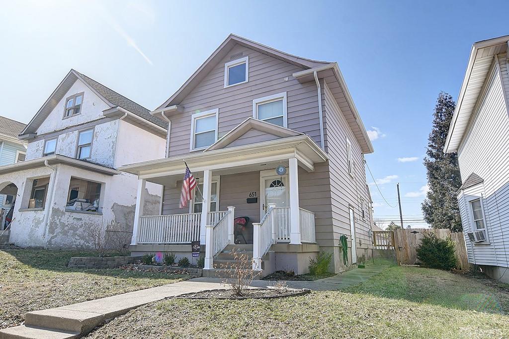 651 Saint Nicholas Avenue Property Photo 2
