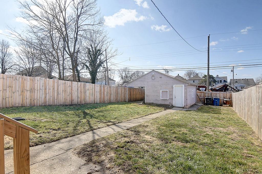 651 Saint Nicholas Avenue Property Photo 20