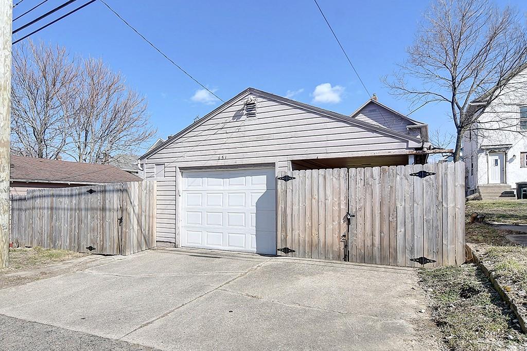 651 Saint Nicholas Avenue Property Photo 24