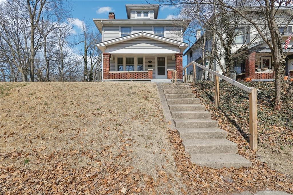 2376 Wayne Avenue Property Photo 1