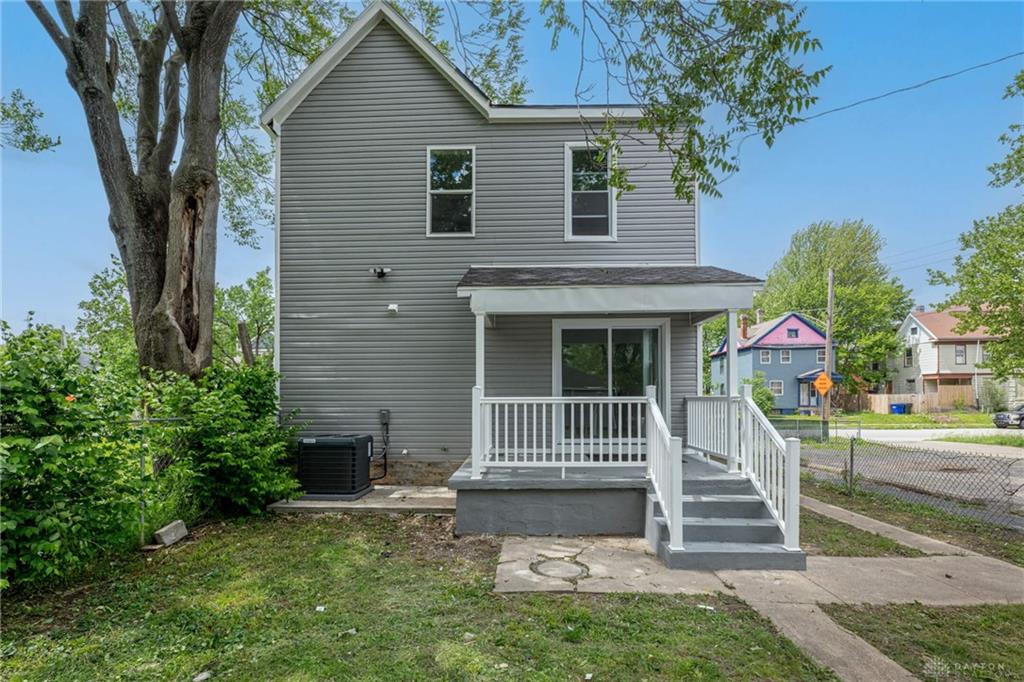 20 5 Oaks Avenue Property Photo 30