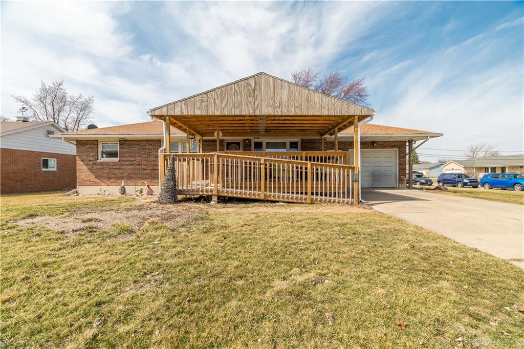 201 S Vandemark Road Property Photo