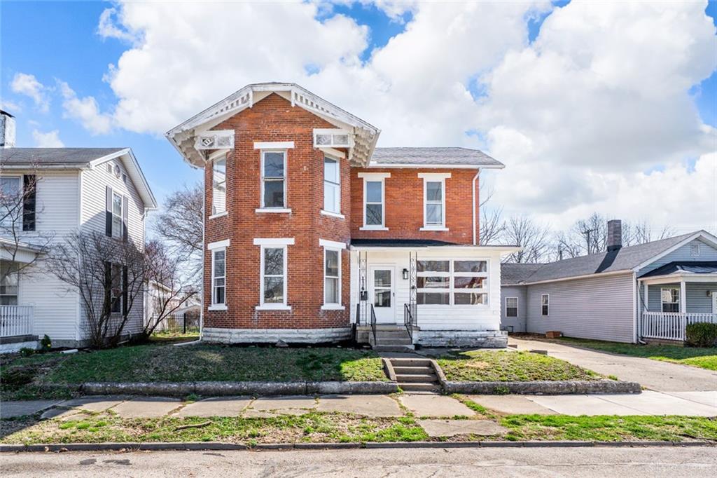 414 N Maple Street Property Photo 1