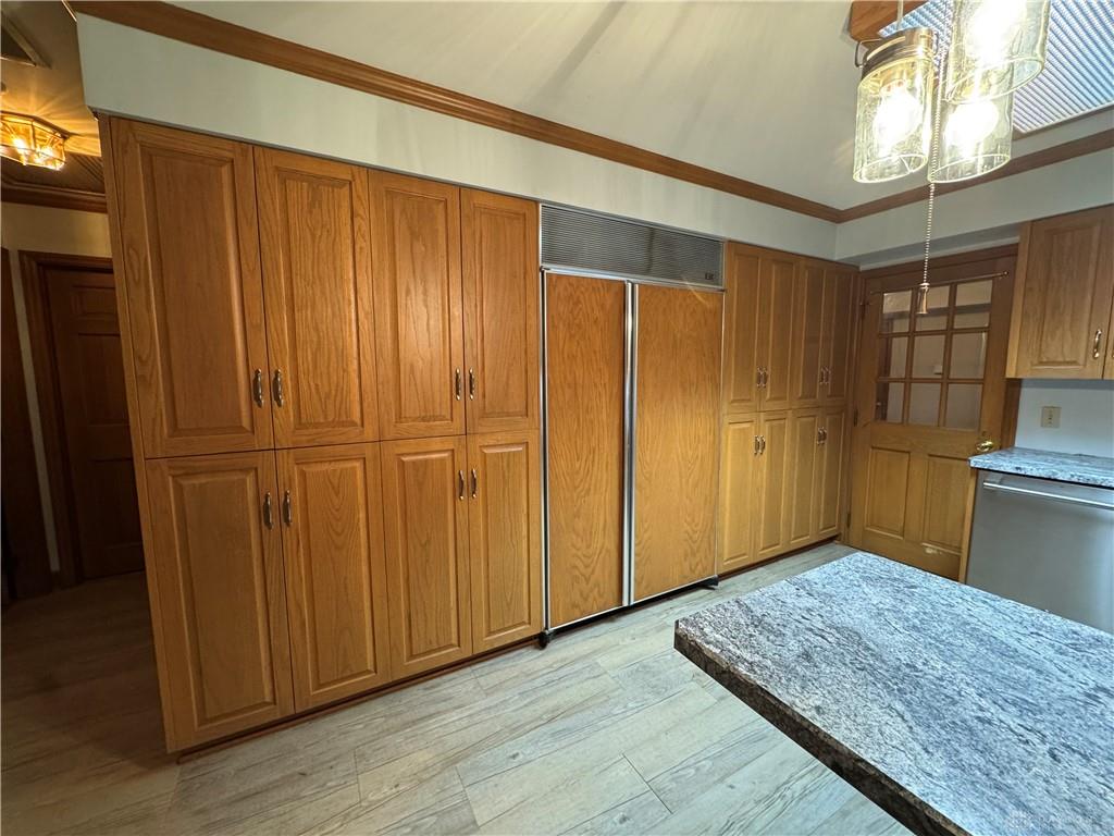 1070 Dubois Road Property Photo 29