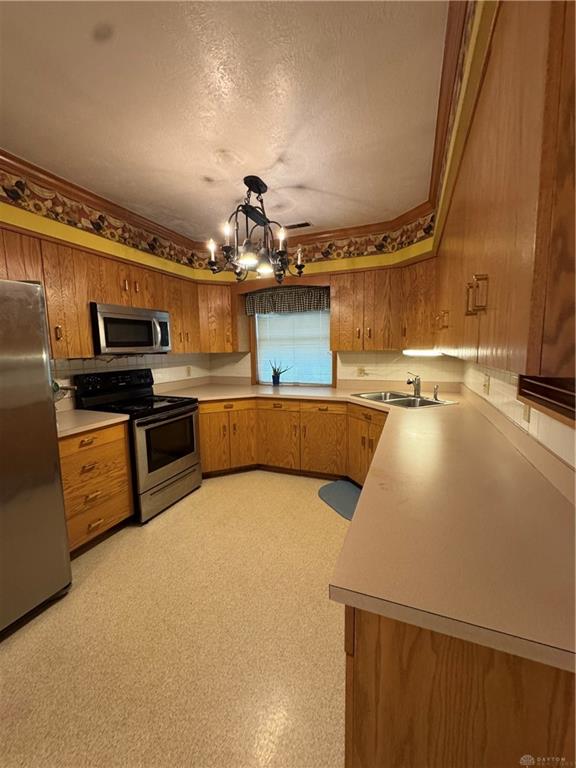 1070 Dubois Road Property Photo 52