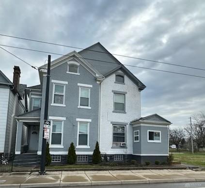 324 & 328 Warren Street Property Photo