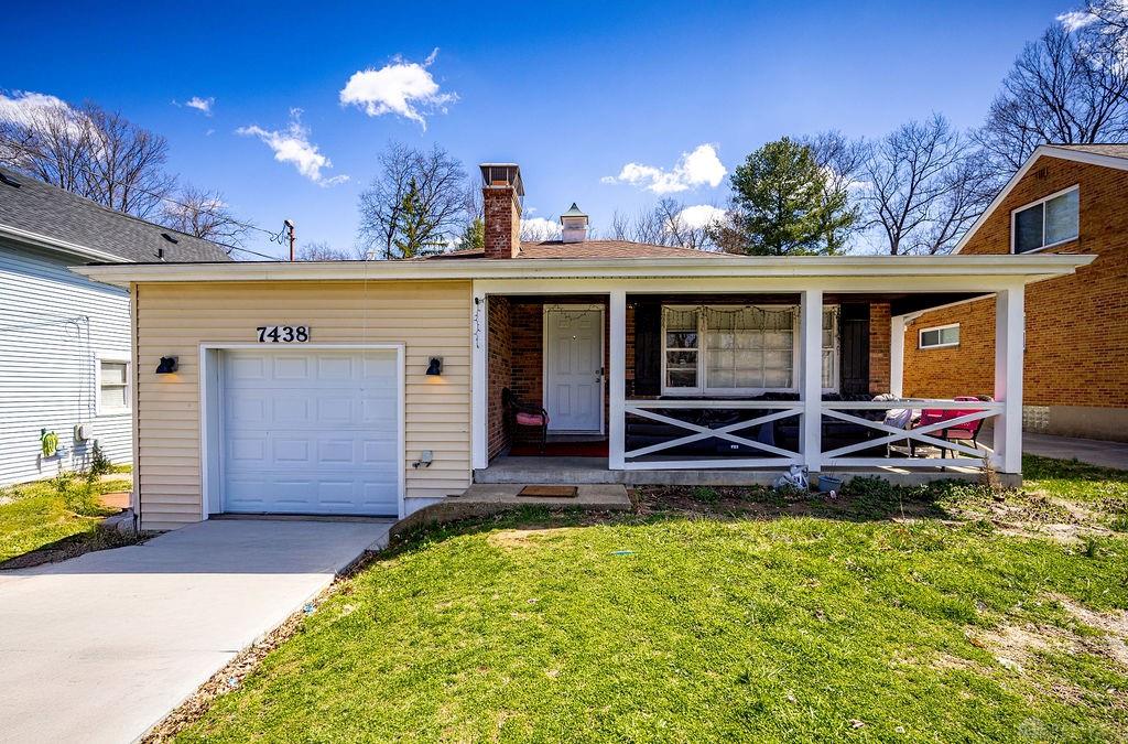 7438 Forest Ave Picture