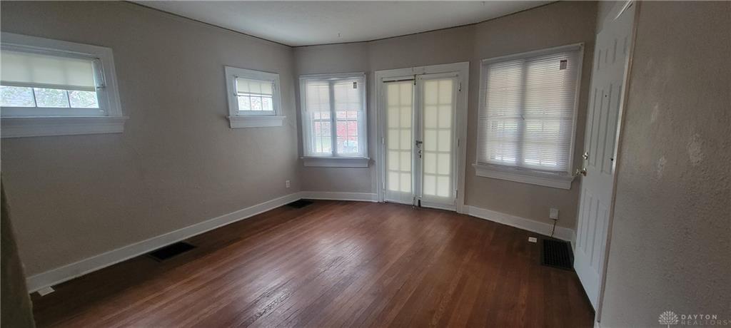 165 W Fairview Avenue 163 Property Photo 9