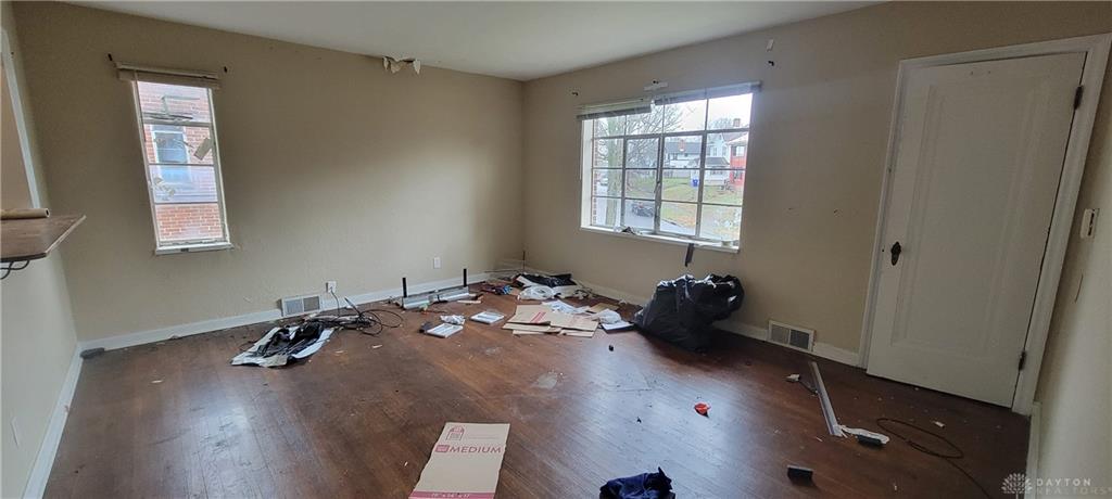 710 Rockford Avenue 704 Property Photo 17