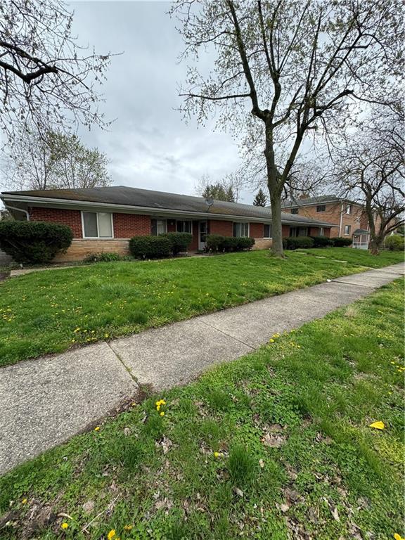 325 Ryburn Avenue 319-325 Property Photo 5