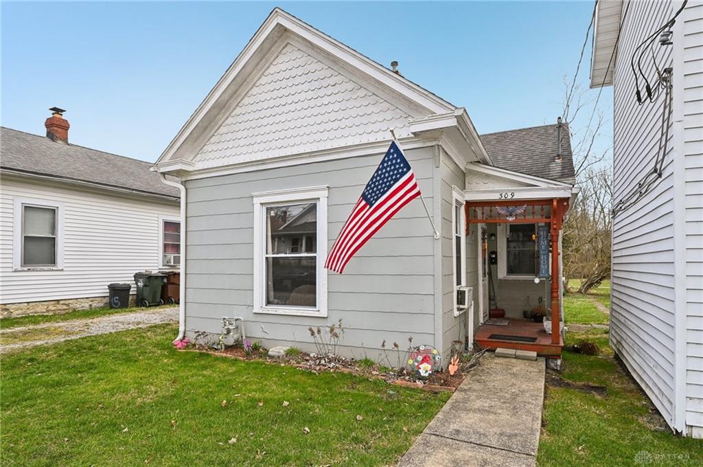 Ankeneys Add Real Estate Listings Main Image