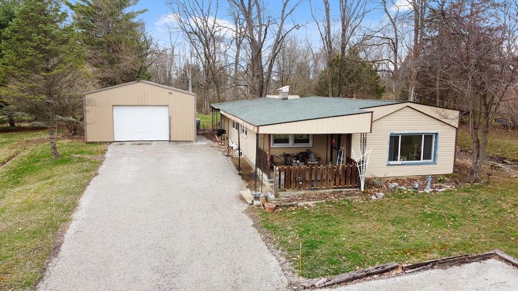 2099 Van Oss Drive Property Photo