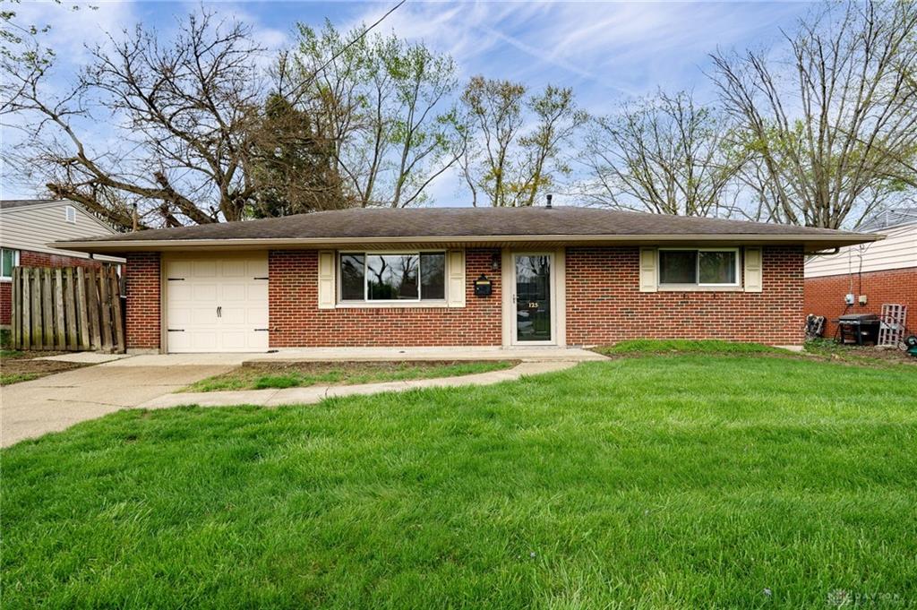 125 W Market Street Property Photo