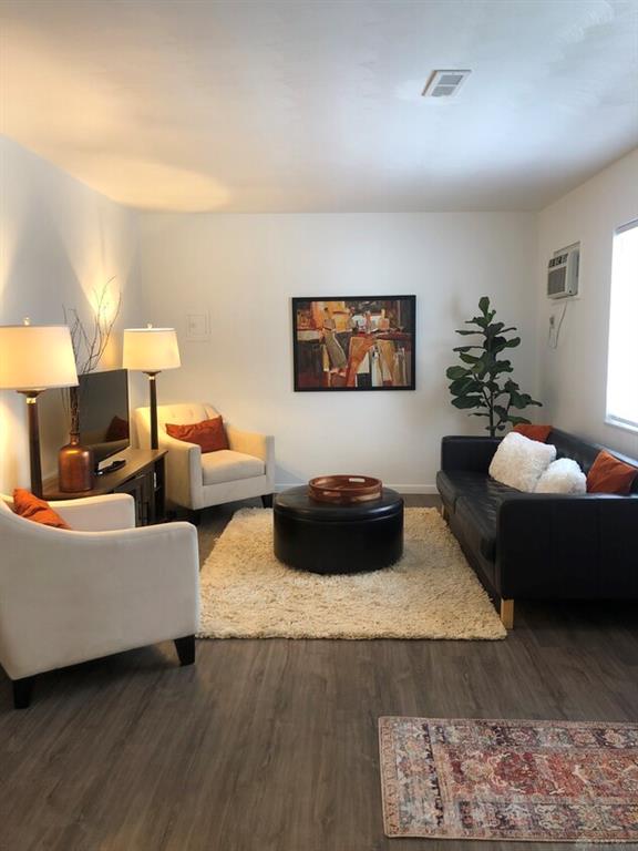 735-761 Hollywood Avenue Property Photo 2