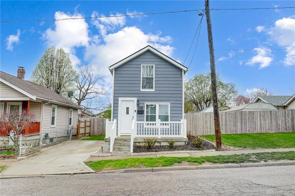 1423 Parkamo Property Photo