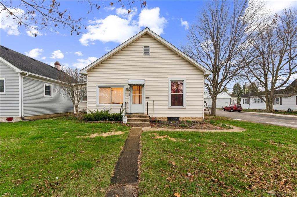 102 W Bennett Street Property Photo