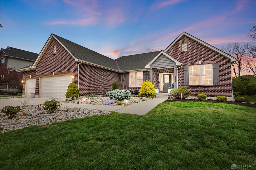 400 Belleclaire Property Photo