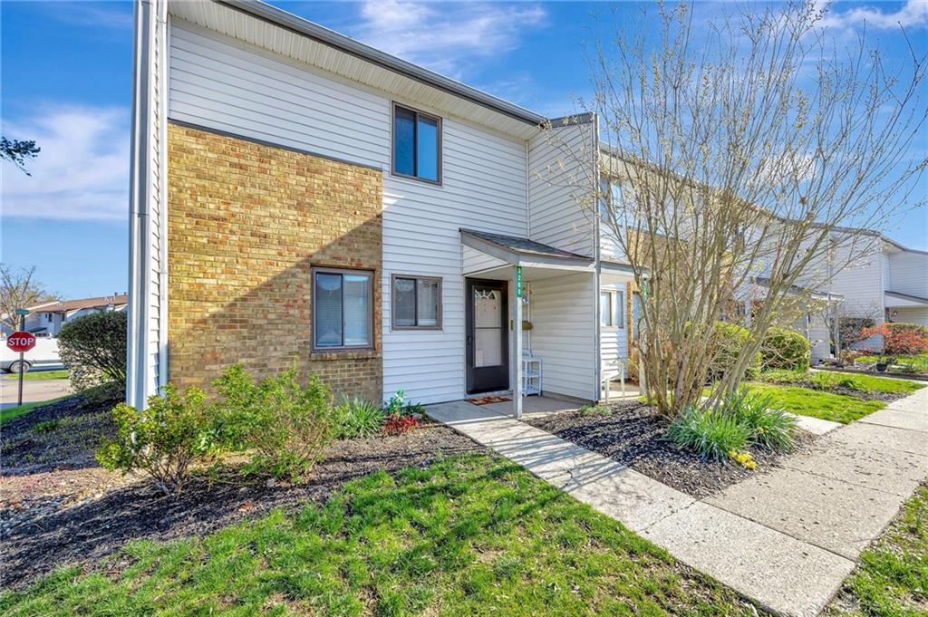 3268 Gambit Square Property Photo