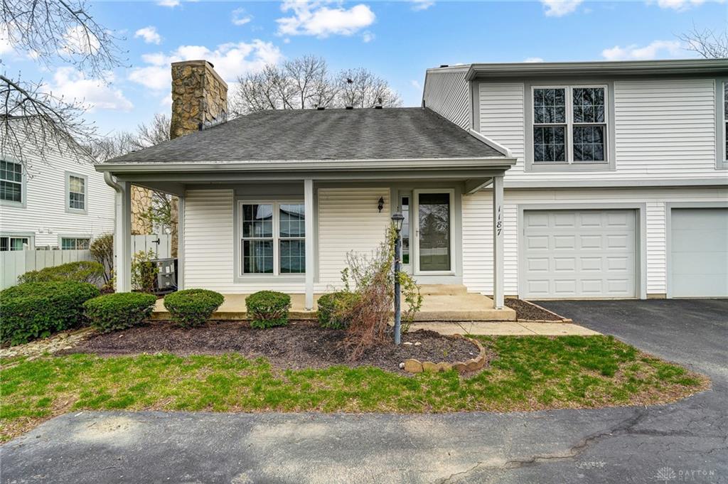 1187 Governors Square Drive Property Photo