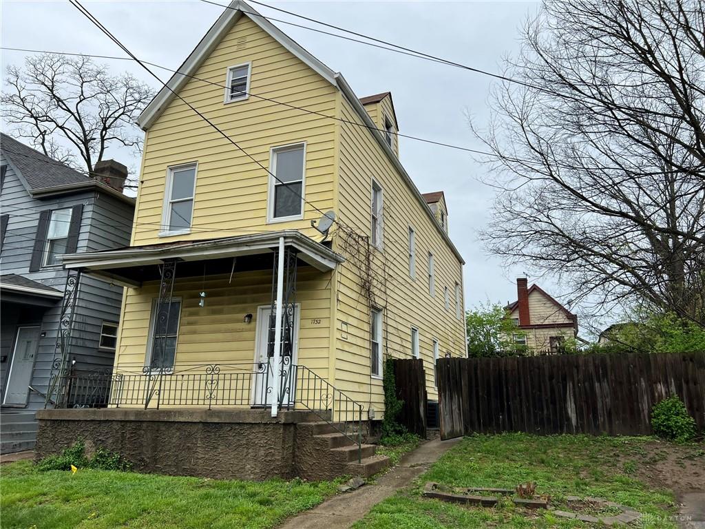 1732 Lincoln Avenue Property Photo