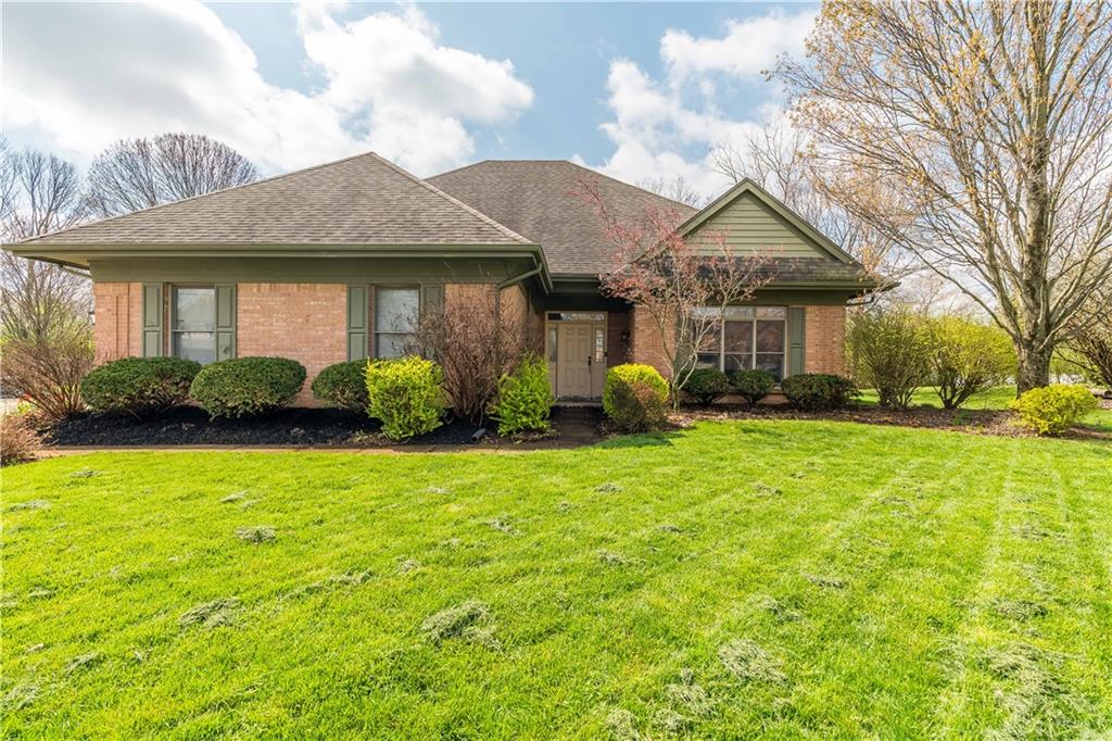 10680 Meadowfields Court Property Photo