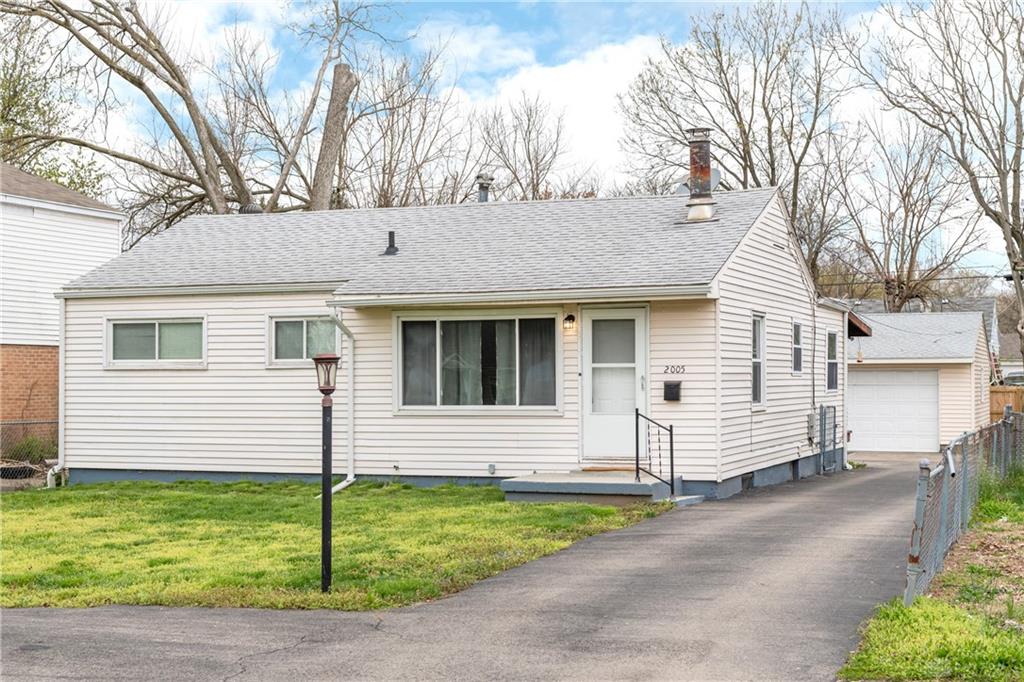 2005 Ontario Avenue Property Photo