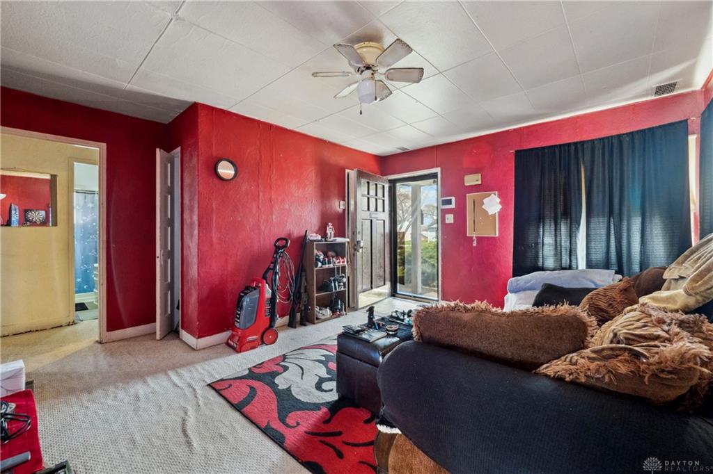 45 S Halloway Street Property Photo 4