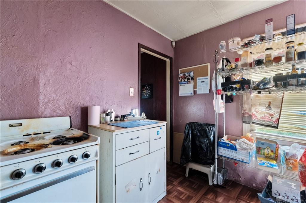 45 S Halloway Street Property Photo 6