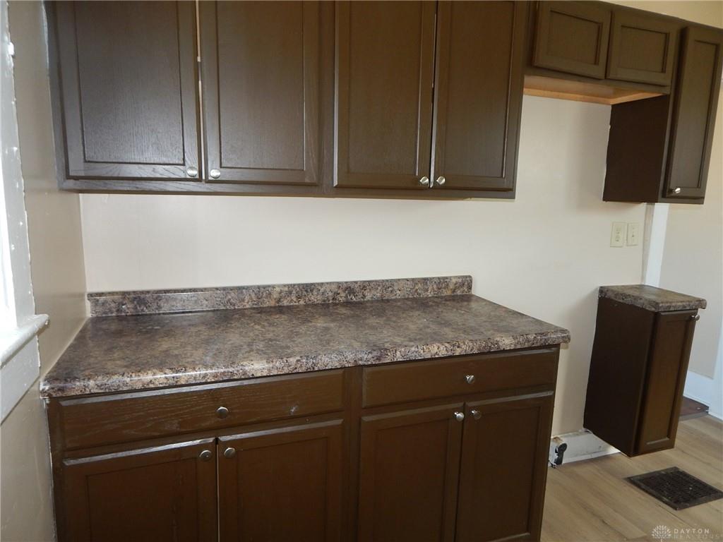 37 N Western Property Photo 7