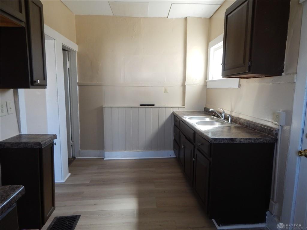 37 N Western Property Photo 8