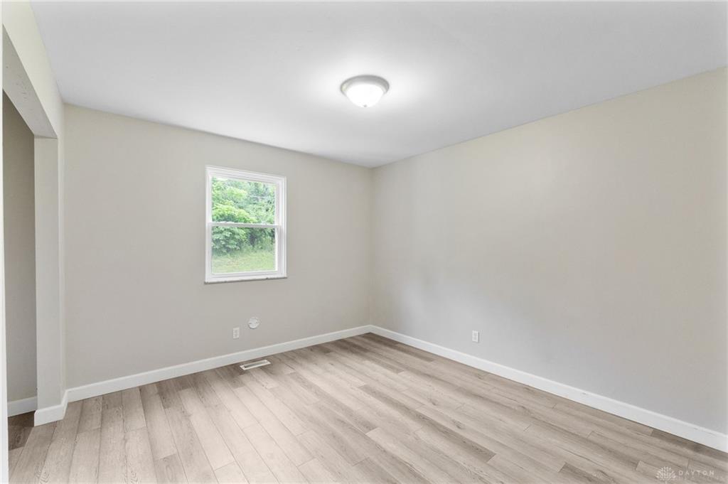 1153 King Richard Property Photo 17