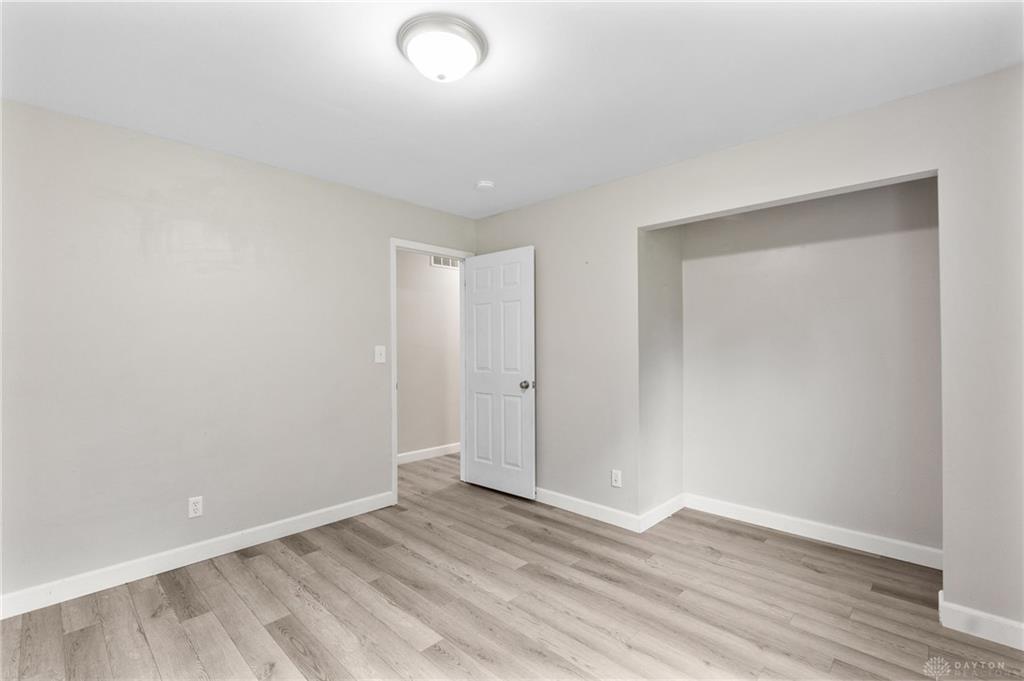 1153 King Richard Property Photo 18