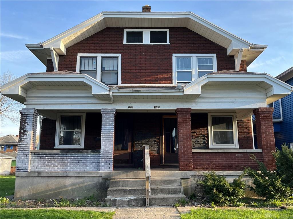 368-370 Kenwood Avenue Property Photo 1