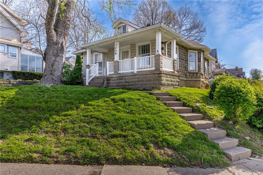 3008 Losantiville Avenue Property Photo