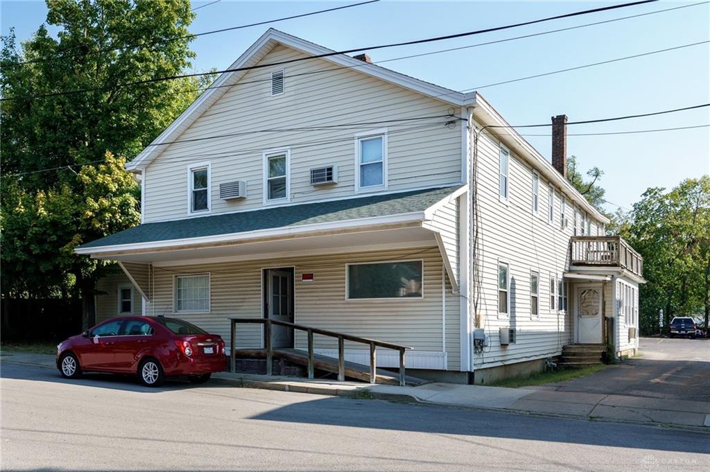 115 Sycamore Street Property Photo 3