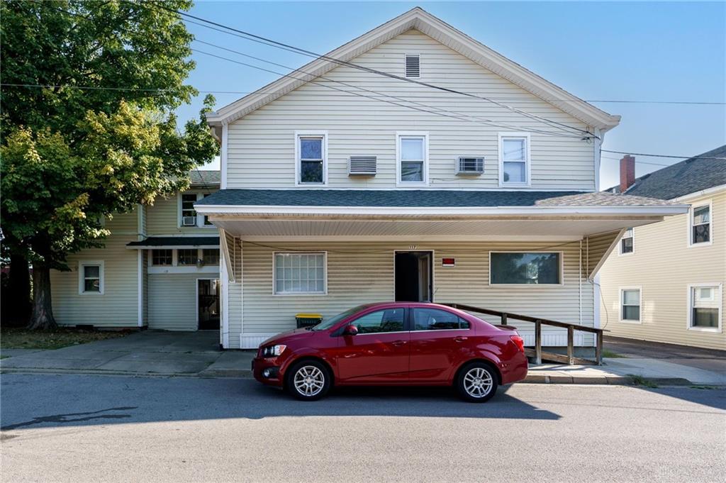 115 Sycamore Street Property Photo 5