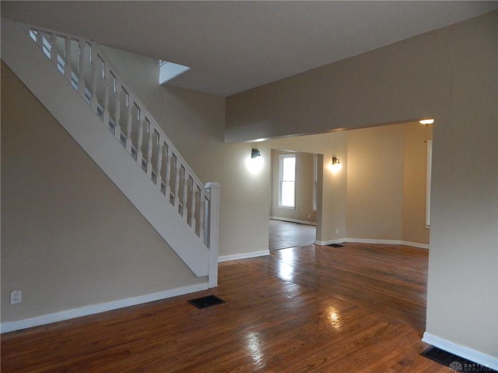 525 Dibert Property Photo 2