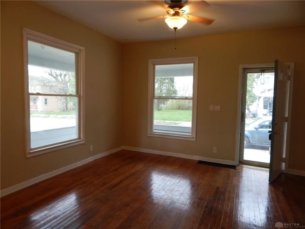 525 Dibert Property Photo 3