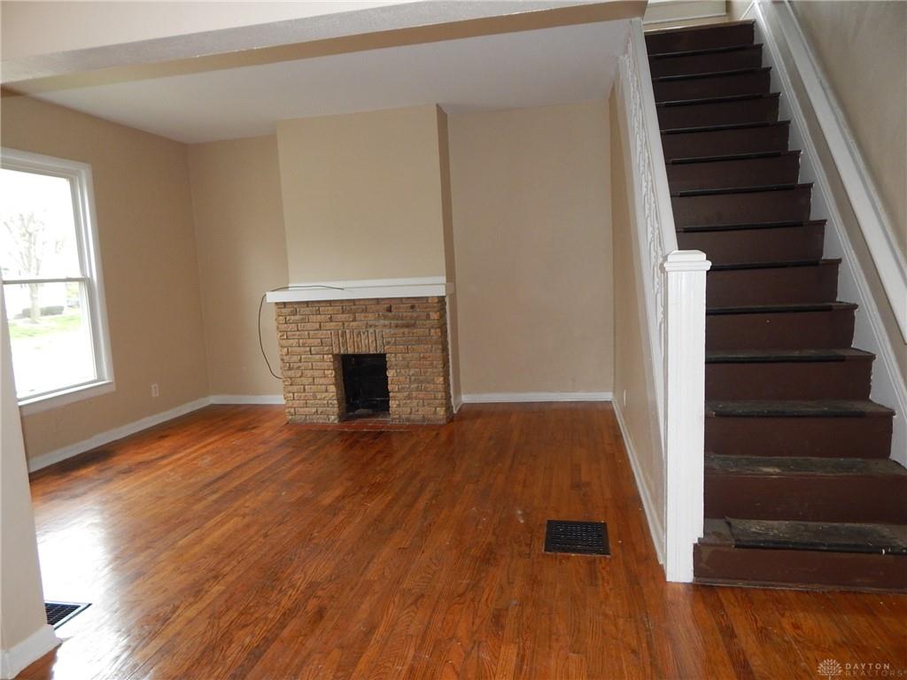 525 Dibert Property Photo 4