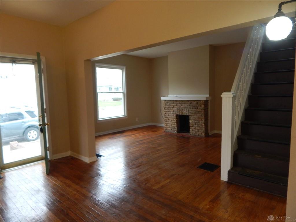 525 Dibert Property Photo 6