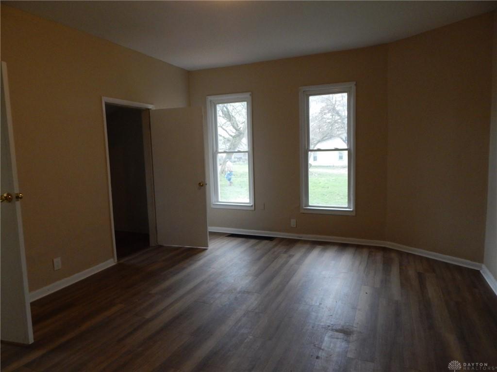 525 Dibert Property Photo 17