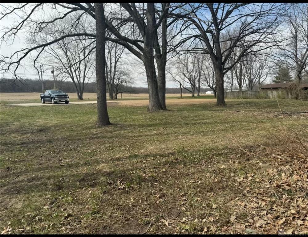 10406 Primrose Property Photo 6