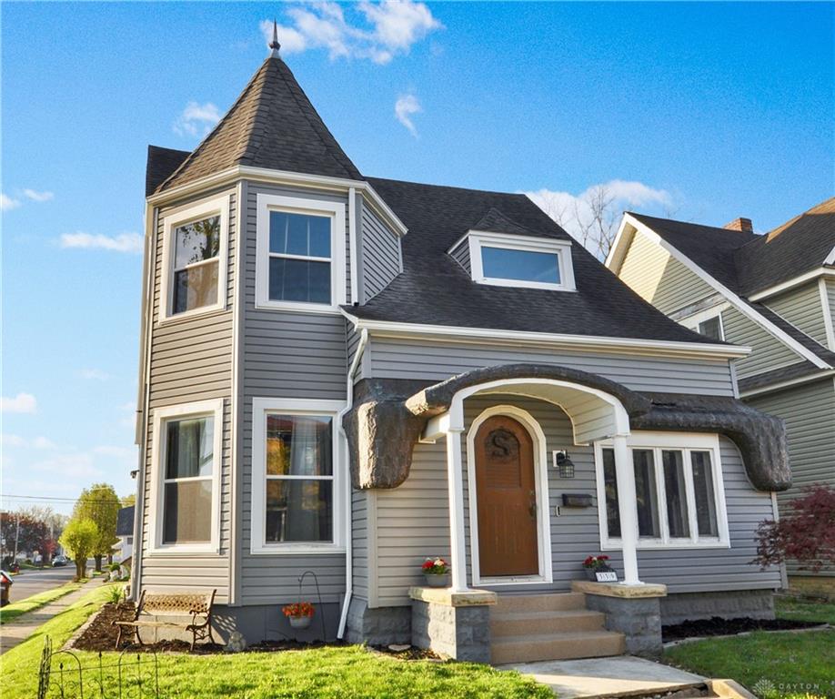 339 E 3rd Street Property Photo