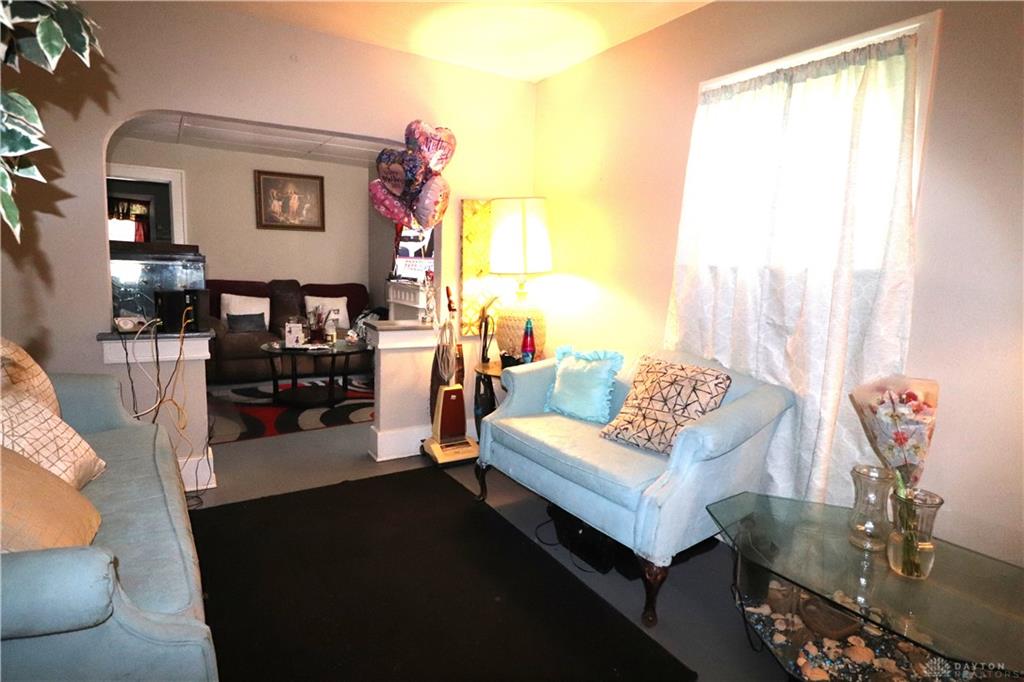 78 Pointview Avenue Property Photo 2