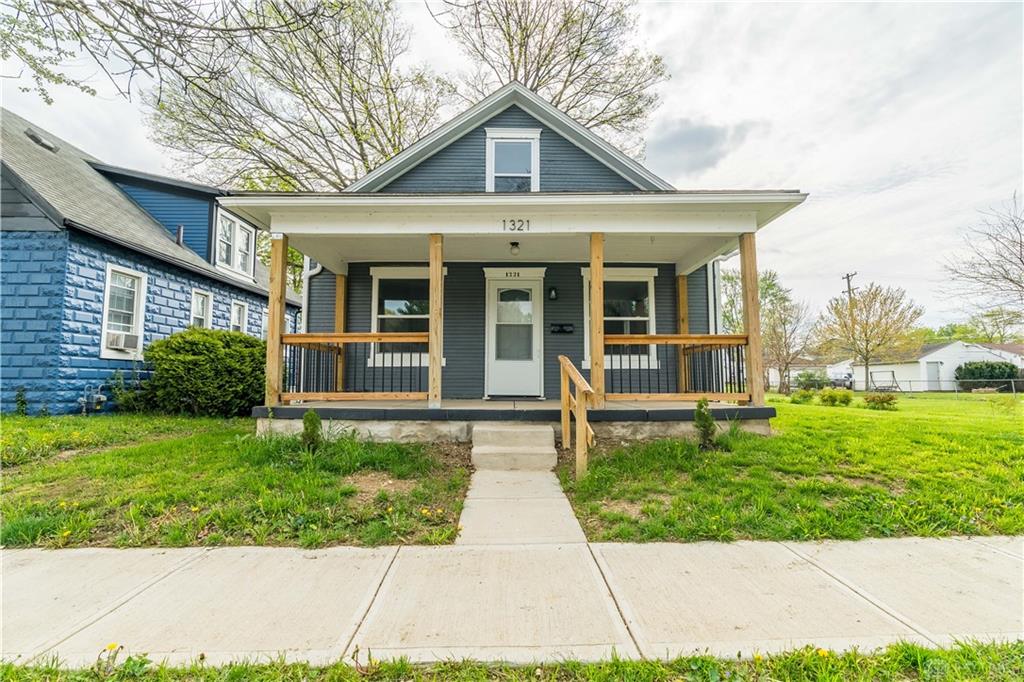 1321 Washington Avenue Property Photo