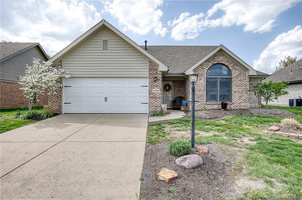 9469 Country Path Trail Property Photo