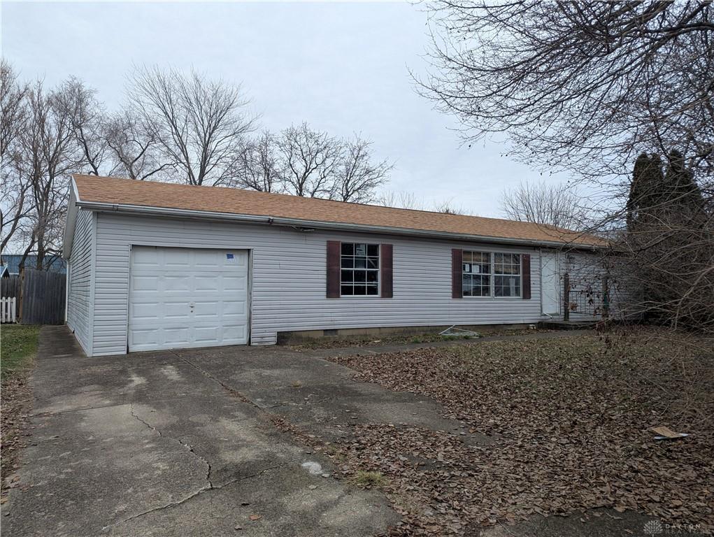 18 Hunt Dr Property Photo